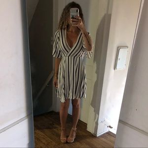 Pretty flowy striped dress